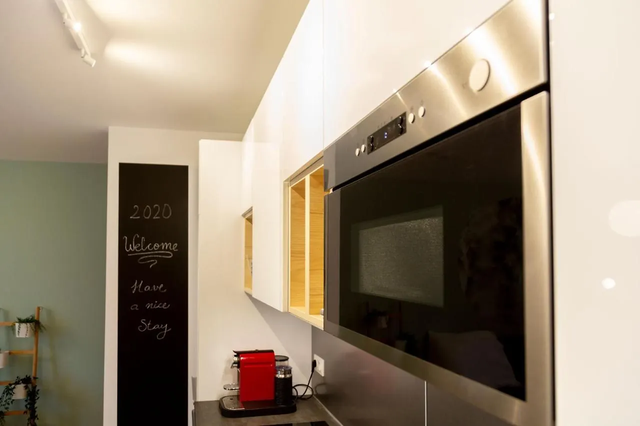 Green & Cozy Apartment - 15 Min To City Center Vienna