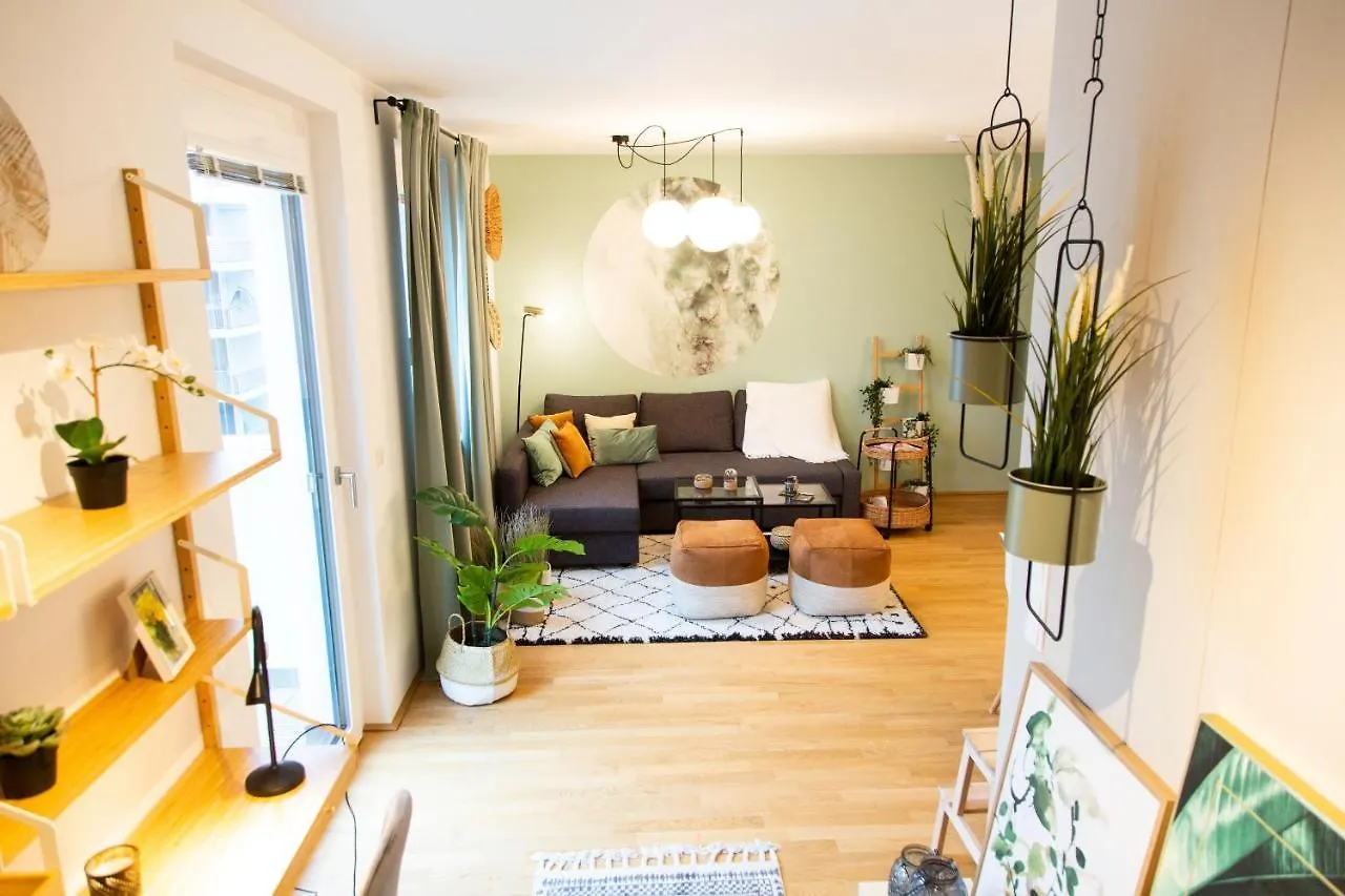 Green & Cozy Apartment - 15 Min To City Center Vienna
