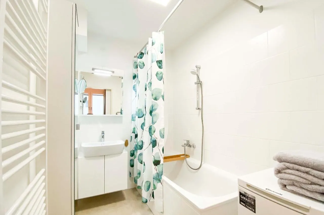 Green & Cozy Apartment - 15 Min To City Center Vienna
