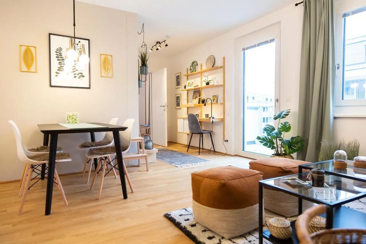 Green & Cozy Apartment - 15 Min To City Center Vienna Austria