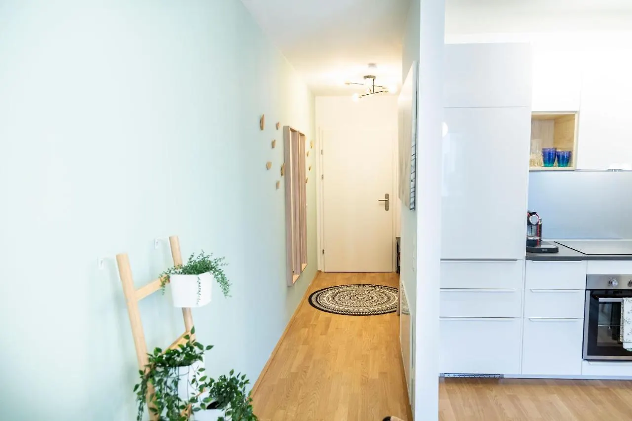 Green & Cozy Apartment - 15 Min To City Center Vienna 0*,  Austria
