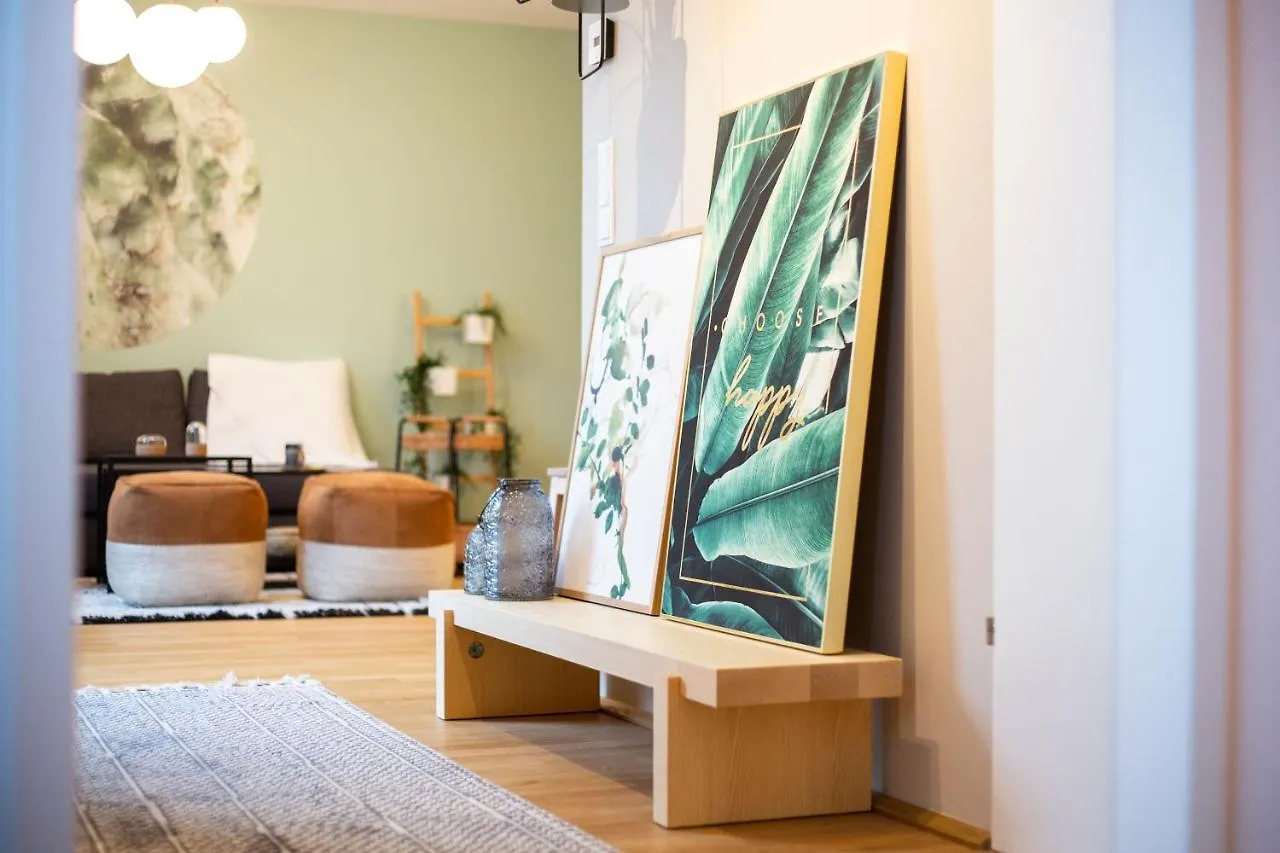 Green & Cozy Apartment - 15 Min To City Center Vienna